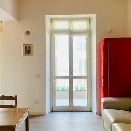 Milano Bocconi-Navigli 10-3