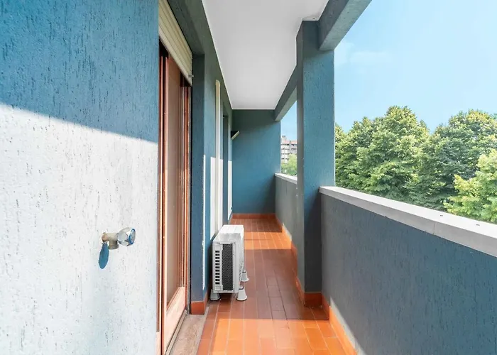 Mi13 San Siro- Blue House Exclusive